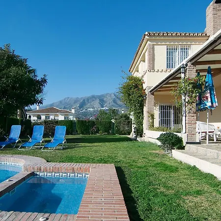 Paloma Villa *